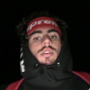 Meet your Posher, Connor